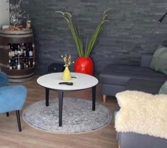 Nyistandsat Hojloftet Kaelderlejlighed Pa 70 M2 I Viborg Centrum, Med Plads Til 4 Personer Exterior photo